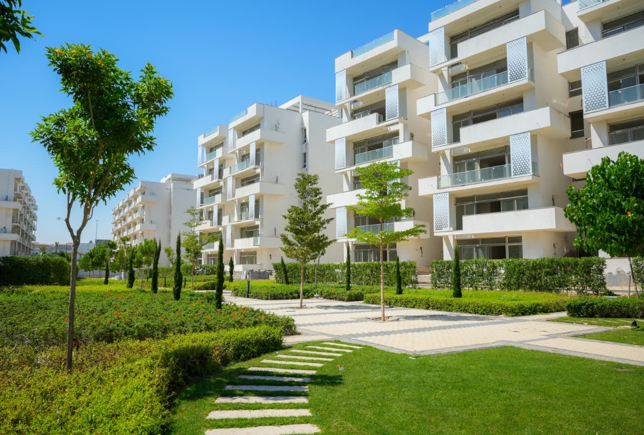 Residential landscape and grounds, CEC project photo 9