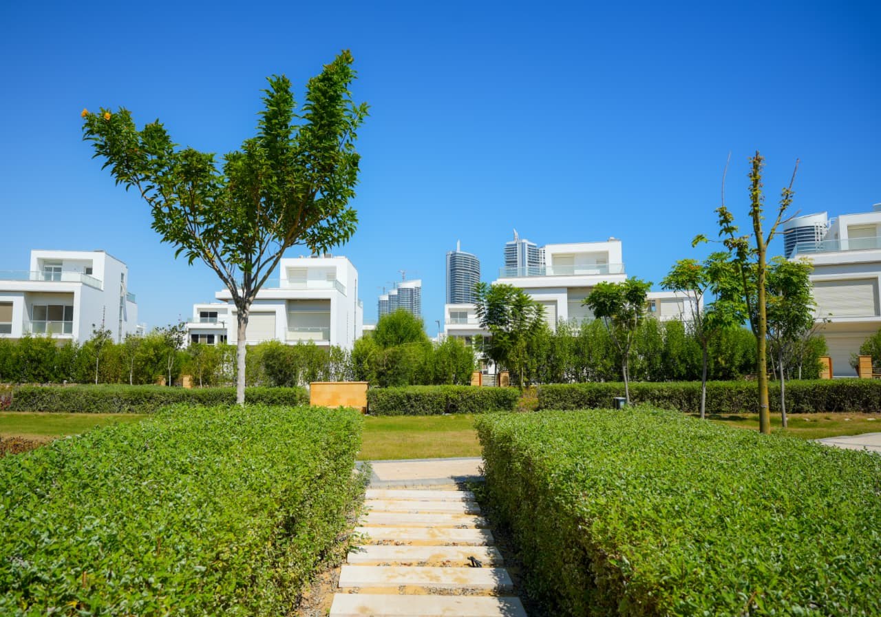 Residential landscape and grounds, CEC project photo 14