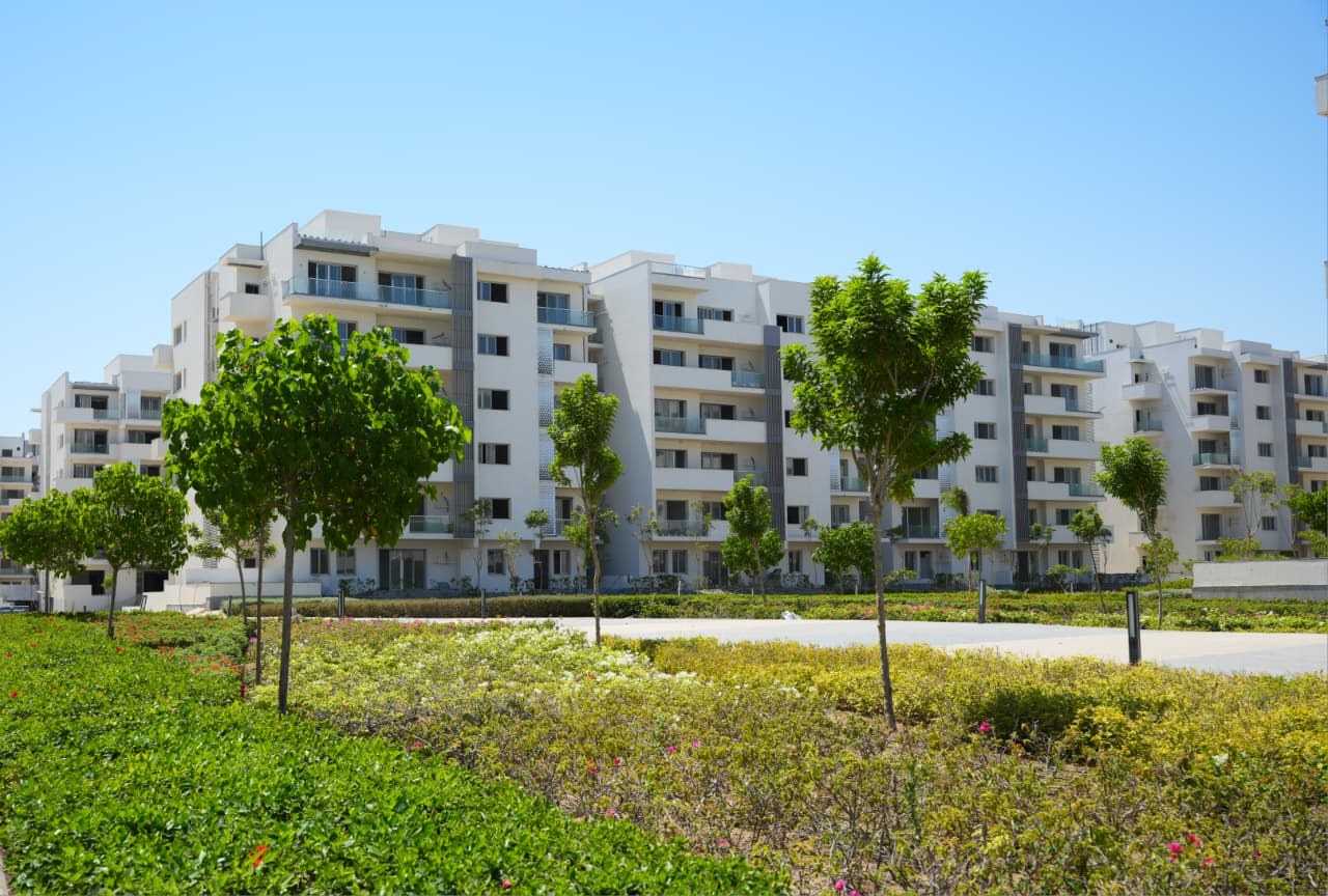 Residential landscape and grounds, CEC project photo 16